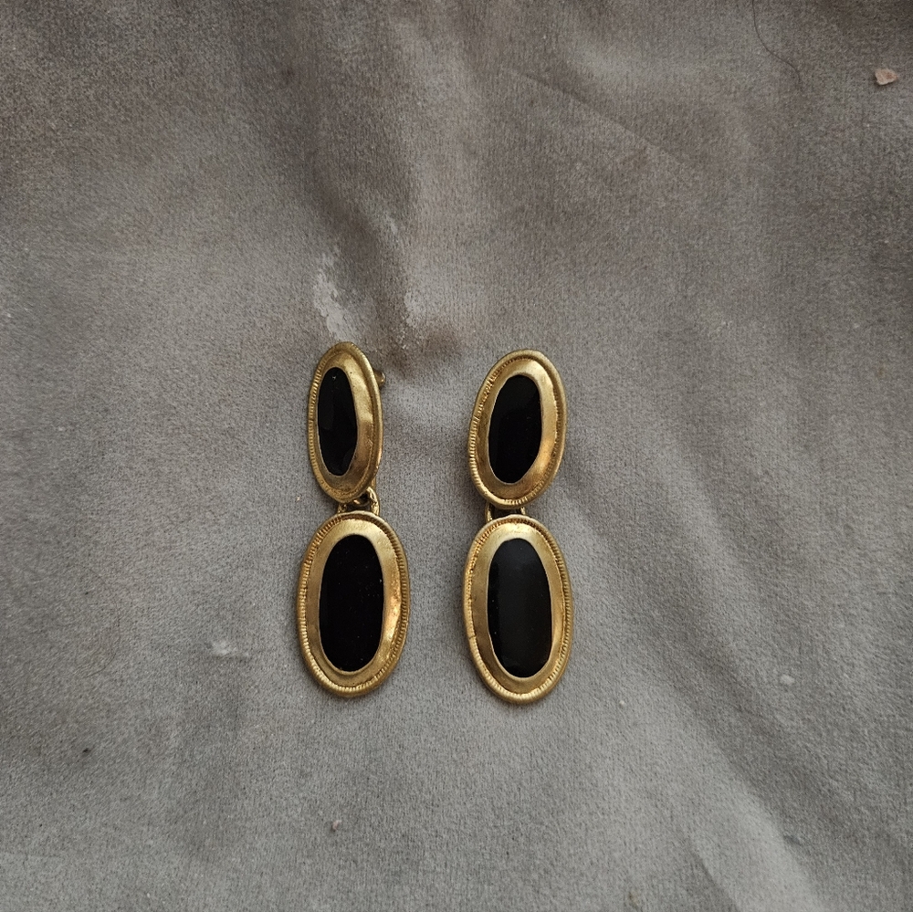 Elegant Gold and Black Drop Earrings
